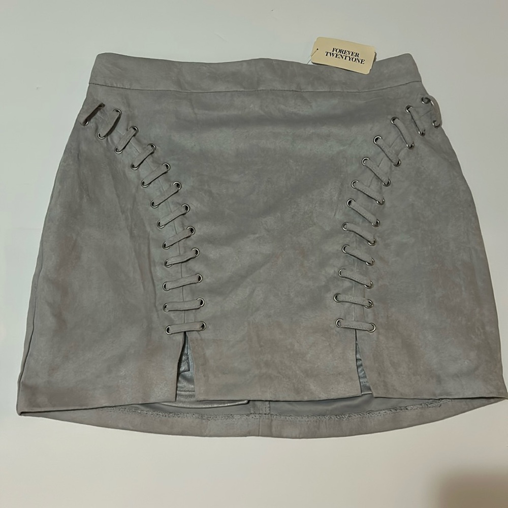 Forever 21 Women’s Gray Grey mini skirt short skirt L NWT